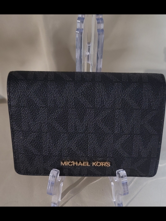 Michael Kors Handbags - Michael Kors Black Logo Wallet